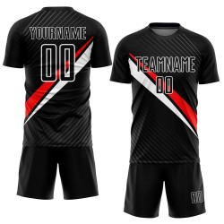 Aangepast rood-wit shirt met zwarte voetballijnen, uniform sublimatie diagonaal Aangepast rood-wit shirt met zwarte voetballijnen, uniform sublimatie diagonaal