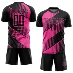 Voetbalshirt op maat met sublimatielijn, zwart en roze uniform