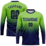 Uniform op maat gemaakt voetbal mode marineblauw fade shirt sublimatie groene mouw lange neon