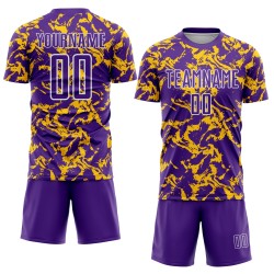 Goud-wit vloeibaar voetbal sublimatie aangepast uniform shirt abstract paars Goud-wit vloeibaar voetbal sublimatie aangepast uniform shirt abstract paars