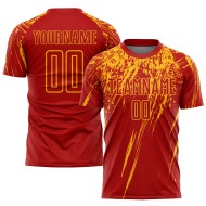 Aangepast shirt met gouden uniform en rode voetbalsublimatie